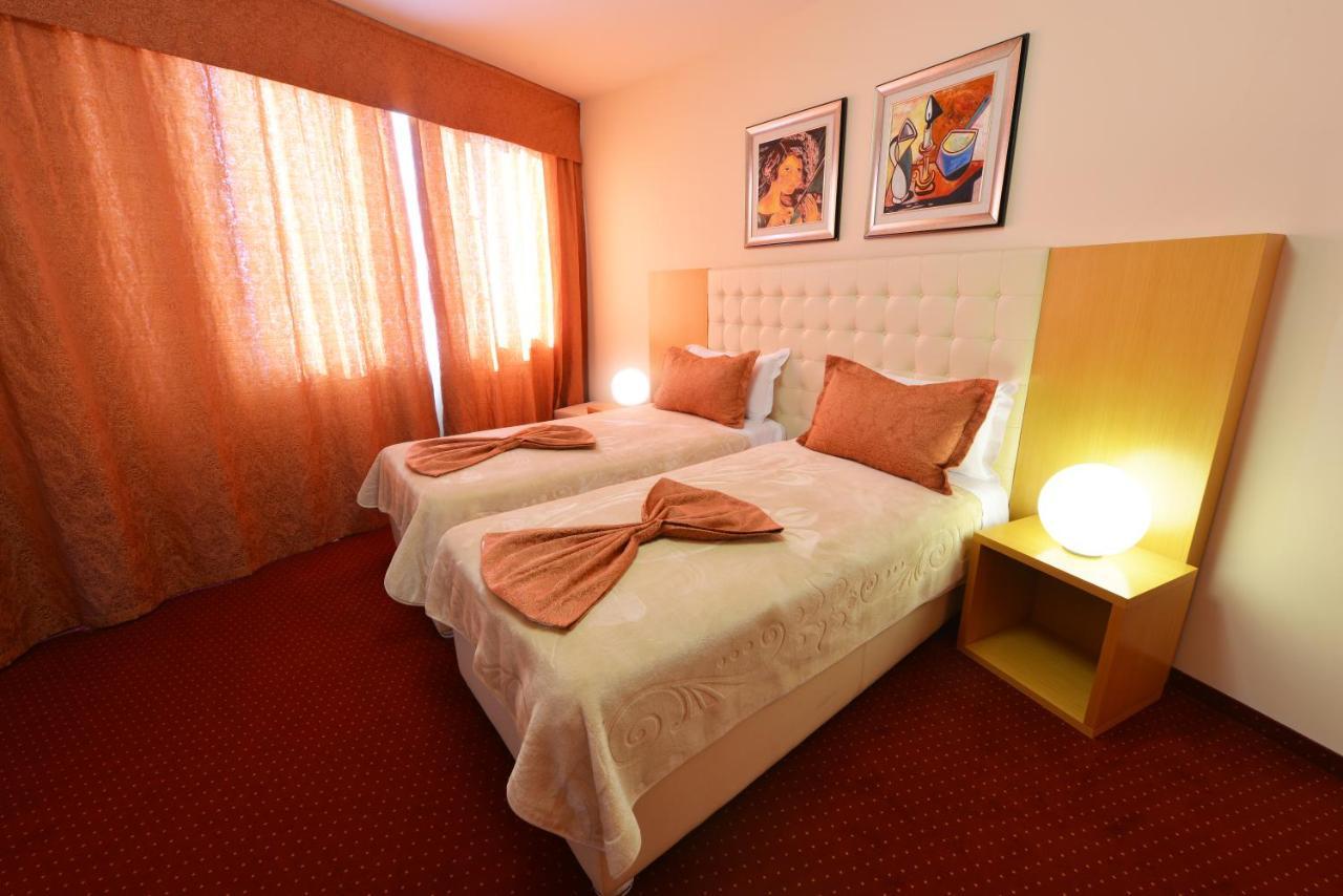Hotel Jolly Lezhë