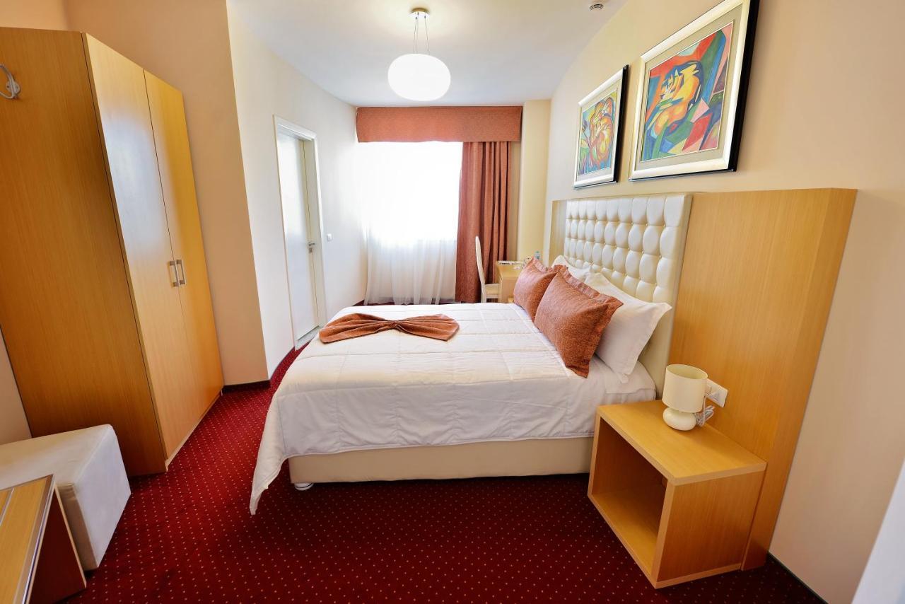 Hotel Jolly Lezhë